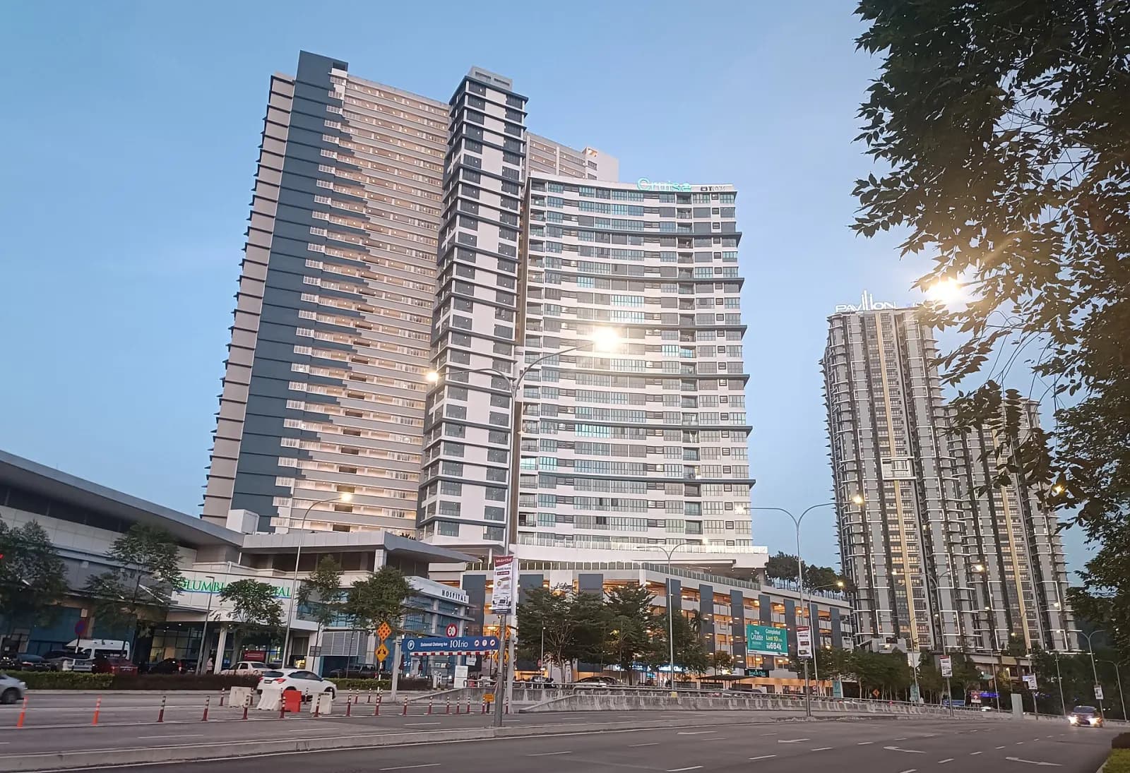 Office and residential towers on the Bandar Puteri Puchong skyline